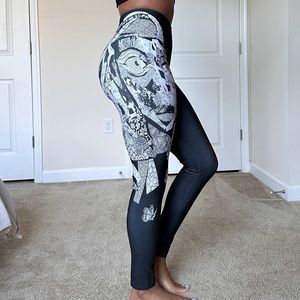 Karla Reid Leggings Black & White Collage